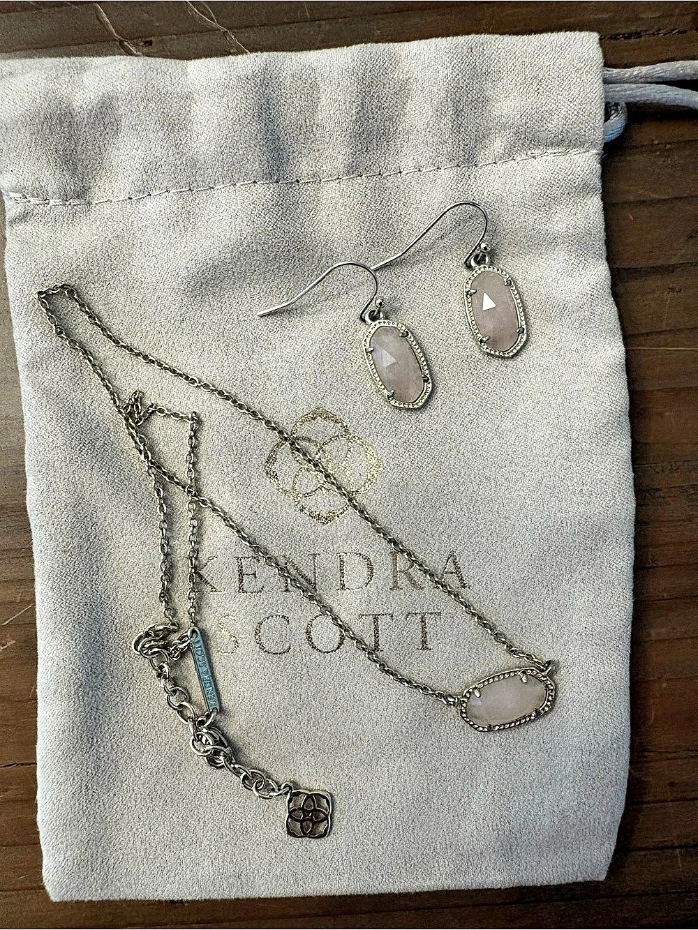 Kendra Scott Elisa Necklace & Lee Earrings Rose Quartz Gold Set